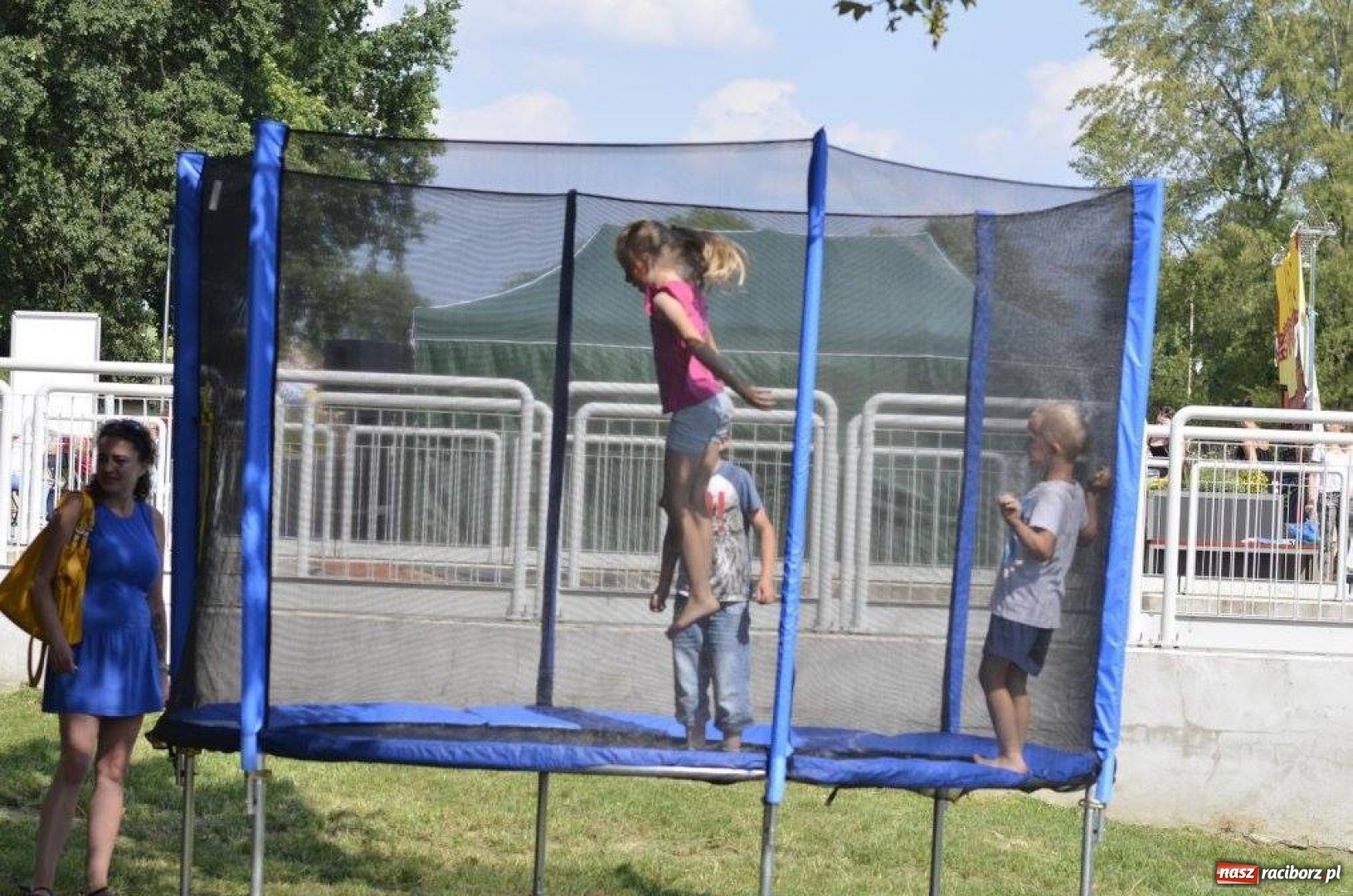 Zdjęcie w galerii na portalu naszraciborz.pl: Otwarcie plaży miejskiej raz jeszcze  wiadomości z regionu