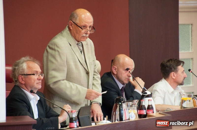 Zdjęcie w galerii na portalu naszraciborz.pl: Michał Woś pożegnał się  Radą Miasta Racibórz. Na chwilę? wiadomości z regionu