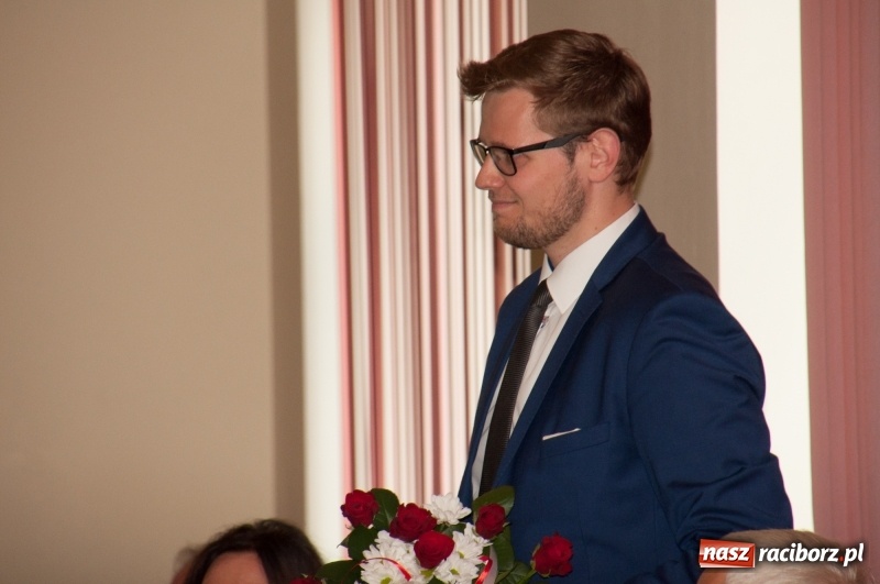 Zdjęcie w galerii na portalu naszraciborz.pl: Michał Woś pożegnał się  Radą Miasta Racibórz. Na chwilę? wiadomości z regionu