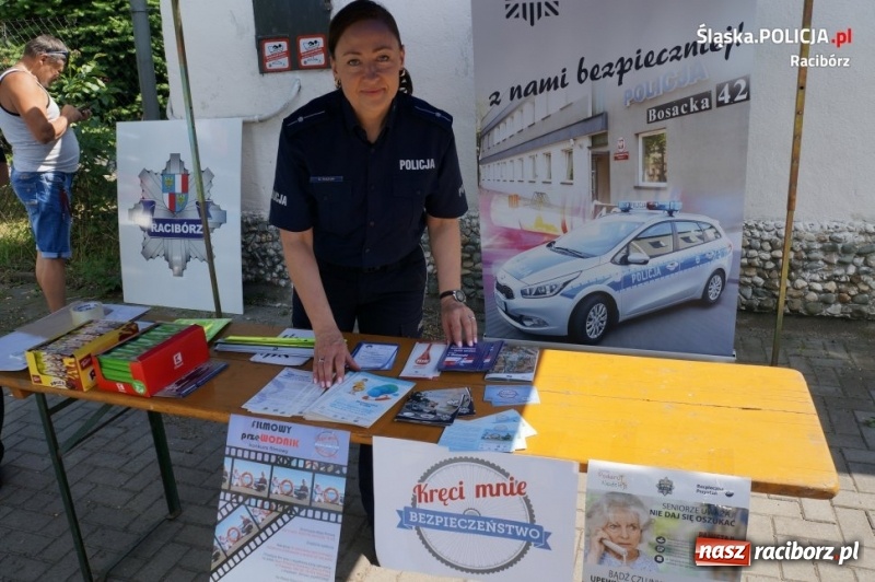 Zdjęcie w galerii na portalu naszraciborz.pl: Piknik rodzinny dla służb mundurowych na strzelnicy IPA w Raciborzu wiadomości z regionu