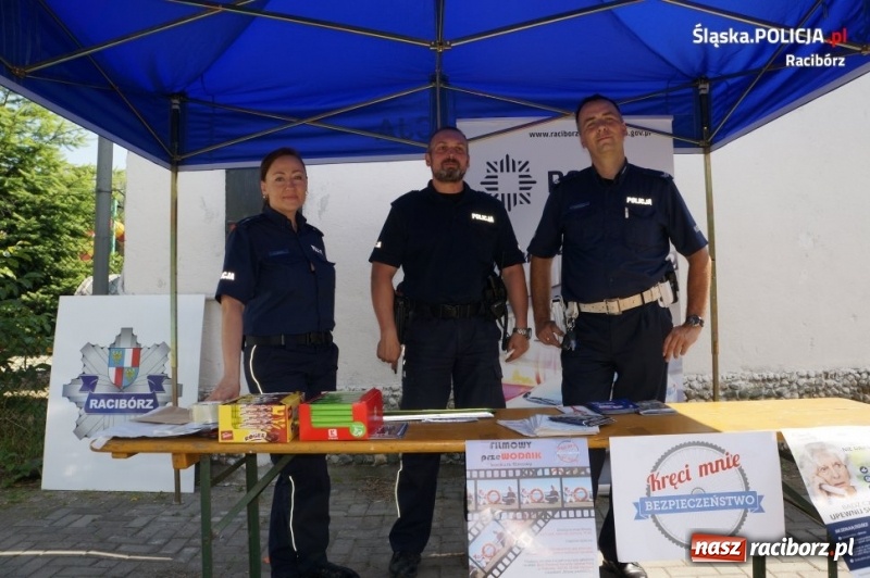 Zdjęcie w galerii na portalu naszraciborz.pl: Piknik rodzinny dla służb mundurowych na strzelnicy IPA w Raciborzu wiadomości z regionu