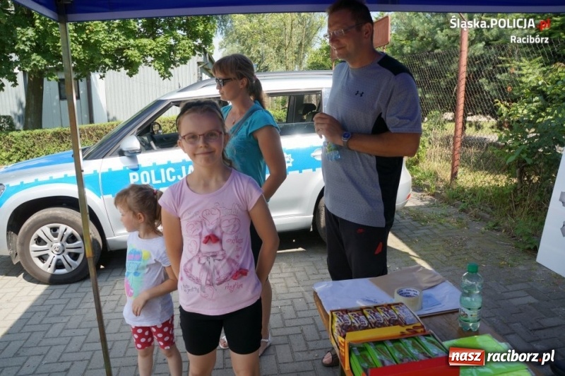 Zdjęcie w galerii na portalu naszraciborz.pl: Piknik rodzinny dla służb mundurowych na strzelnicy IPA w Raciborzu wiadomości z regionu