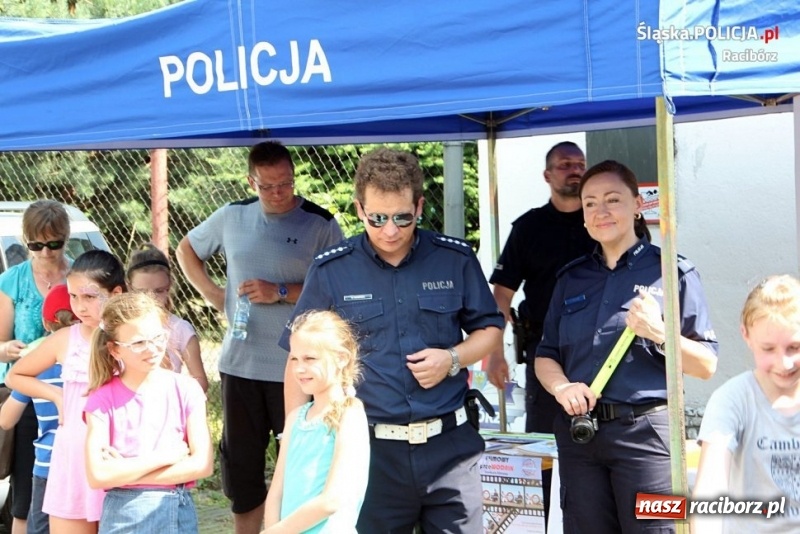 Zdjęcie w galerii na portalu naszraciborz.pl: Piknik rodzinny dla służb mundurowych na strzelnicy IPA w Raciborzu wiadomości z regionu