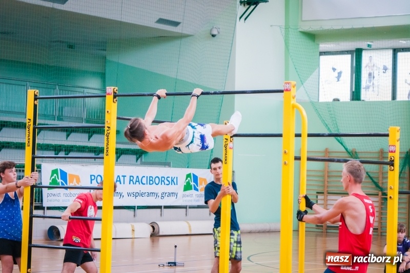 Zdjęcie w galerii na portalu naszraciborz.pl: Międzynarodowy Turniej Juniorek w Piłce Ręcznej w Arenie Rafako wiadomości z regionu