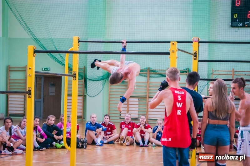 Zdjęcie w galerii na portalu naszraciborz.pl: Międzynarodowy Turniej Juniorek w Piłce Ręcznej w Arenie Rafako wiadomości z regionu