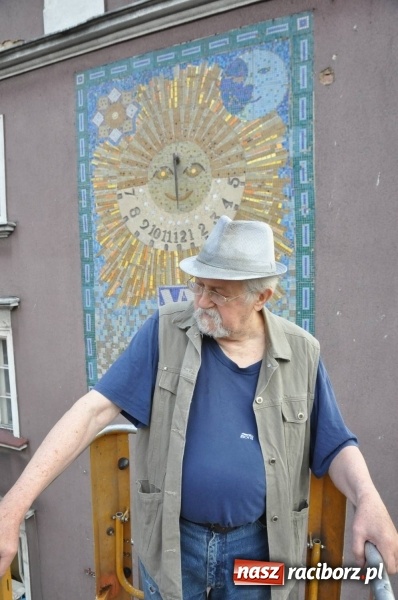 Zdjęcie w galerii na portalu naszraciborz.pl: Już wkrótce ruszą prace nad renowacją kolejnych mozaik przy Długiej wiadomości z regionu