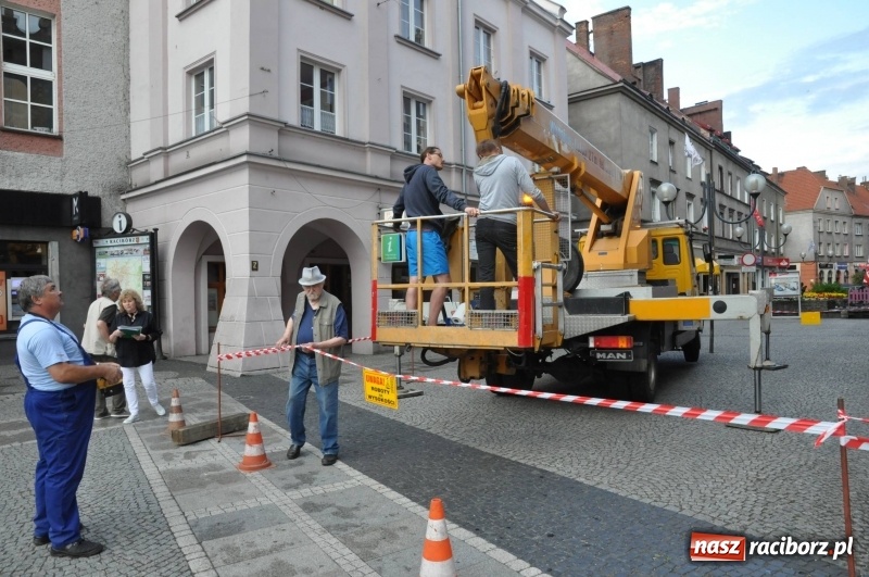Zdjęcie w galerii na portalu naszraciborz.pl: Już wkrótce ruszą prace nad renowacją kolejnych mozaik przy Długiej wiadomości z regionu