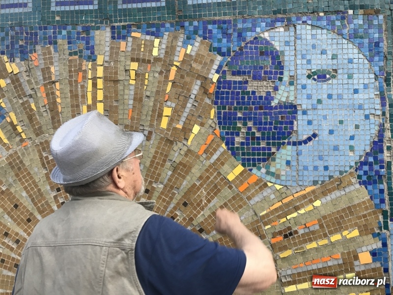 Zdjęcie w galerii na portalu naszraciborz.pl: Już wkrótce ruszą prace nad renowacją kolejnych mozaik przy Długiej wiadomości z regionu