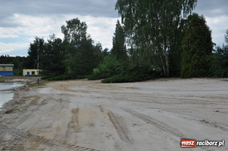 Zdjęcie w galerii na portalu naszraciborz.pl: Prace remontowe na Wodniku w Kuźni Raciborskiej. Kąpielisko ruszy 1 lipca wiadomości z regionu