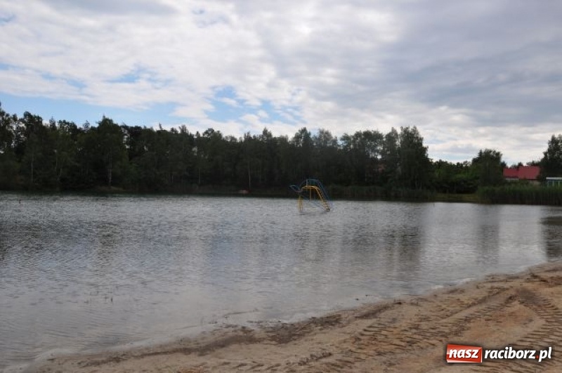 Zdjęcie w galerii na portalu naszraciborz.pl: Prace remontowe na Wodniku w Kuźni Raciborskiej. Kąpielisko ruszy 1 lipca wiadomości z regionu