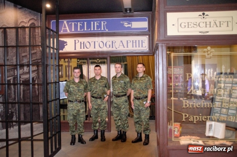 Zdjęcie w galerii na portalu naszraciborz.pl: Ślubowanie nowych funkcjonariuszy w Śląskim Oddziale Straży Granicznej wiadomości z regionu