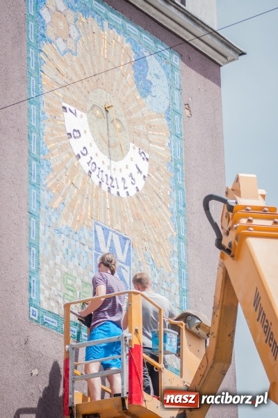 Zdjęcie w galerii na portalu naszraciborz.pl: Witromozaika przy ul. Długiej już po liftingu  wiadomości z regionu