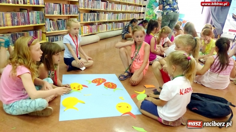 Zdjęcie w galerii na portalu naszraciborz.pl: Ahoj przygodo!, czyli Dzień Morza w bibliotece wiadomości z regionu
