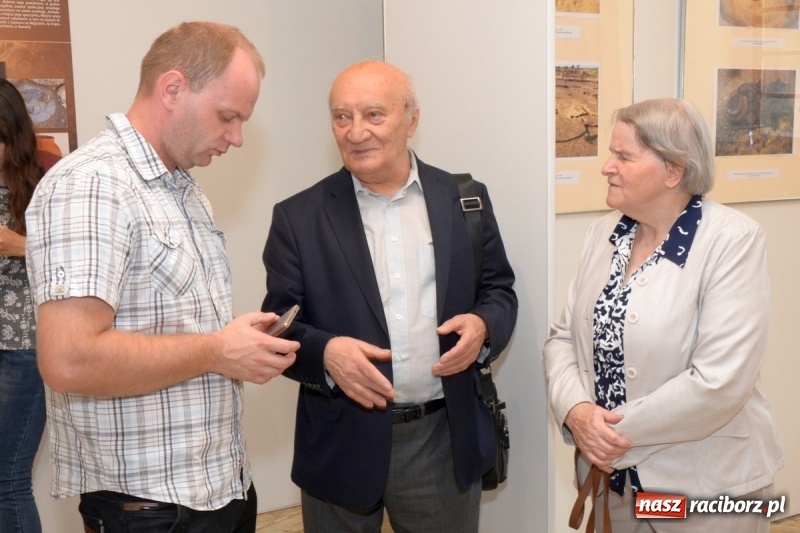 Zdjęcie w galerii na portalu naszraciborz.pl: Domasław – nekropolia arystokracji z wczesnej epoki żelaza w raciborskim muzeum wiadomości z regionu