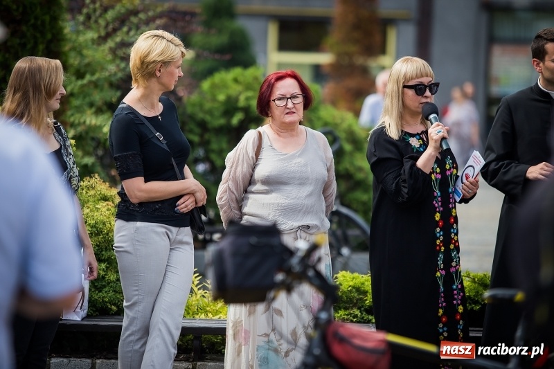 Zdjęcie w galerii na portalu naszraciborz.pl: Z Raciborza wyruszył kolejny rajd dookoła Polski wiadomości z regionu