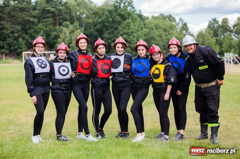 Zdjęcie w galerii na portalu naszraciborz.pl: Gminne zawody sportowo-pożarnicze w Jankowicach. OSP Turze zgarnęła wszystko wiadomości z regionu