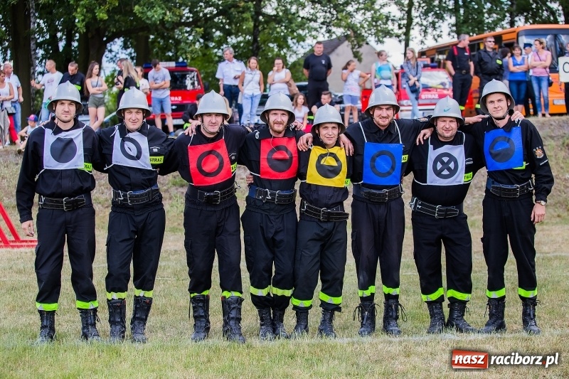 Zdjęcie w galerii na portalu naszraciborz.pl: Gminne zawody sportowo-pożarnicze w Jankowicach. OSP Turze zgarnęła wszystko wiadomości z regionu