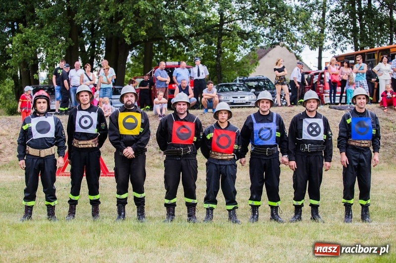 Zdjęcie w galerii na portalu naszraciborz.pl: Gminne zawody sportowo-pożarnicze w Jankowicach. OSP Turze zgarnęła wszystko wiadomości z regionu