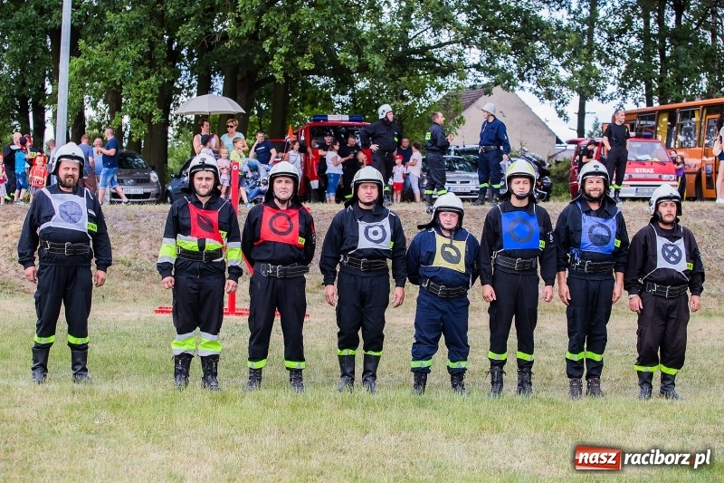 Zdjęcie w galerii na portalu naszraciborz.pl: Gminne zawody sportowo-pożarnicze w Jankowicach. OSP Turze zgarnęła wszystko wiadomości z regionu