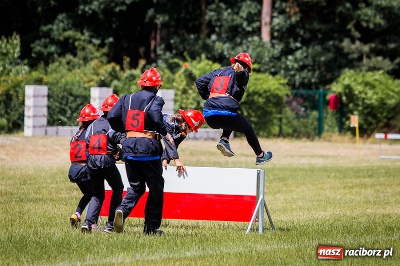 Zdjęcie w galerii na portalu naszraciborz.pl: Gminne zawody sportowo-pożarnicze w Jankowicach. OSP Turze zgarnęła wszystko wiadomości z regionu