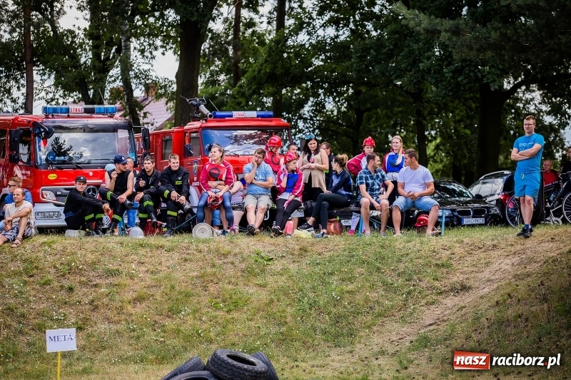 Zdjęcie w galerii na portalu naszraciborz.pl: Gminne zawody sportowo-pożarnicze w Jankowicach. OSP Turze zgarnęła wszystko wiadomości z regionu