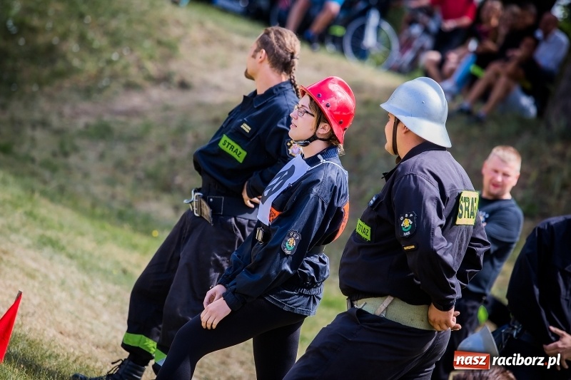 Zdjęcie w galerii na portalu naszraciborz.pl: Gminne zawody sportowo-pożarnicze w Jankowicach. OSP Turze zgarnęła wszystko wiadomości z regionu