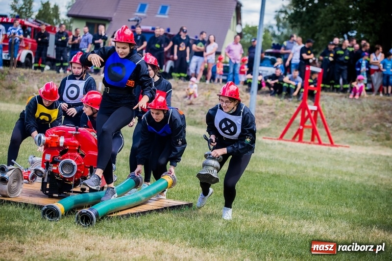 Zdjęcie w galerii na portalu naszraciborz.pl: Gminne zawody sportowo-pożarnicze w Jankowicach. OSP Turze zgarnęła wszystko wiadomości z regionu