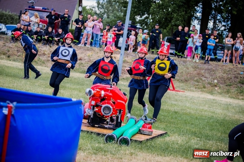 Zdjęcie w galerii na portalu naszraciborz.pl: Gminne zawody sportowo-pożarnicze w Jankowicach. OSP Turze zgarnęła wszystko wiadomości z regionu