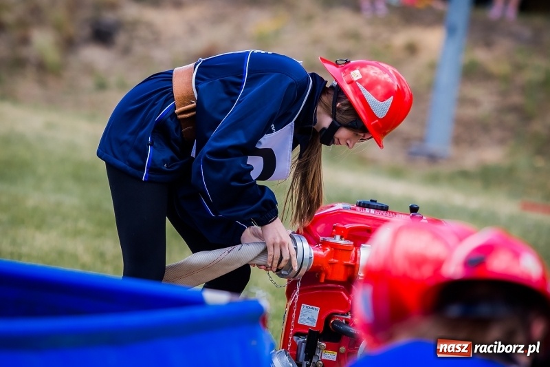 Zdjęcie w galerii na portalu naszraciborz.pl: Gminne zawody sportowo-pożarnicze w Jankowicach. OSP Turze zgarnęła wszystko wiadomości z regionu