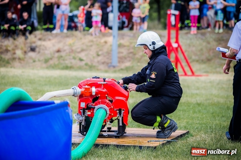 Zdjęcie w galerii na portalu naszraciborz.pl: Gminne zawody sportowo-pożarnicze w Jankowicach. OSP Turze zgarnęła wszystko wiadomości z regionu