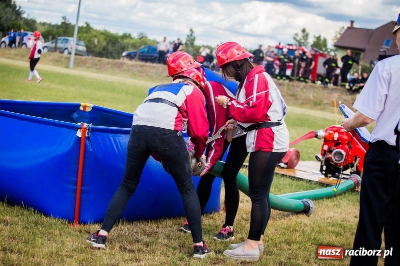Zdjęcie w galerii na portalu naszraciborz.pl: Gminne zawody sportowo-pożarnicze w Jankowicach. OSP Turze zgarnęła wszystko wiadomości z regionu