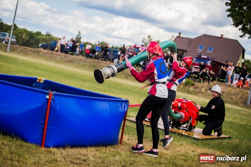 Zdjęcie w galerii na portalu naszraciborz.pl: Gminne zawody sportowo-pożarnicze w Jankowicach. OSP Turze zgarnęła wszystko wiadomości z regionu