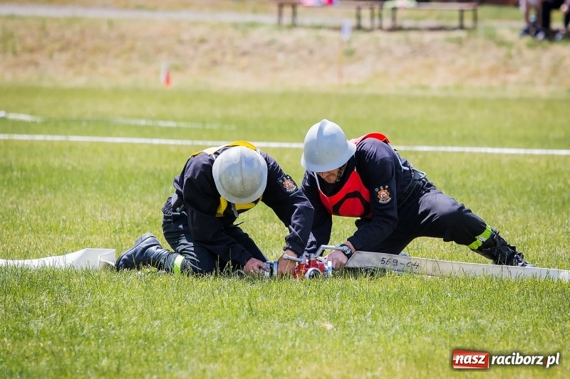 Zdjęcie w galerii na portalu naszraciborz.pl: Gminne zawody sportowo-pożarnicze w Jankowicach. OSP Turze zgarnęła wszystko wiadomości z regionu