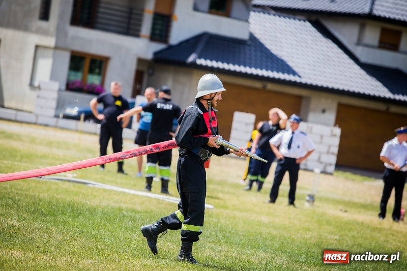 Zdjęcie w galerii na portalu naszraciborz.pl: Gminne zawody sportowo-pożarnicze w Jankowicach. OSP Turze zgarnęła wszystko wiadomości z regionu