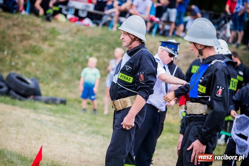 Zdjęcie w galerii na portalu naszraciborz.pl: Gminne zawody sportowo-pożarnicze w Jankowicach. OSP Turze zgarnęła wszystko wiadomości z regionu