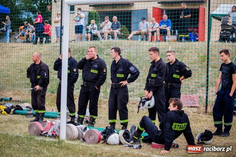 Zdjęcie w galerii na portalu naszraciborz.pl: Gminne zawody sportowo-pożarnicze w Jankowicach. OSP Turze zgarnęła wszystko wiadomości z regionu