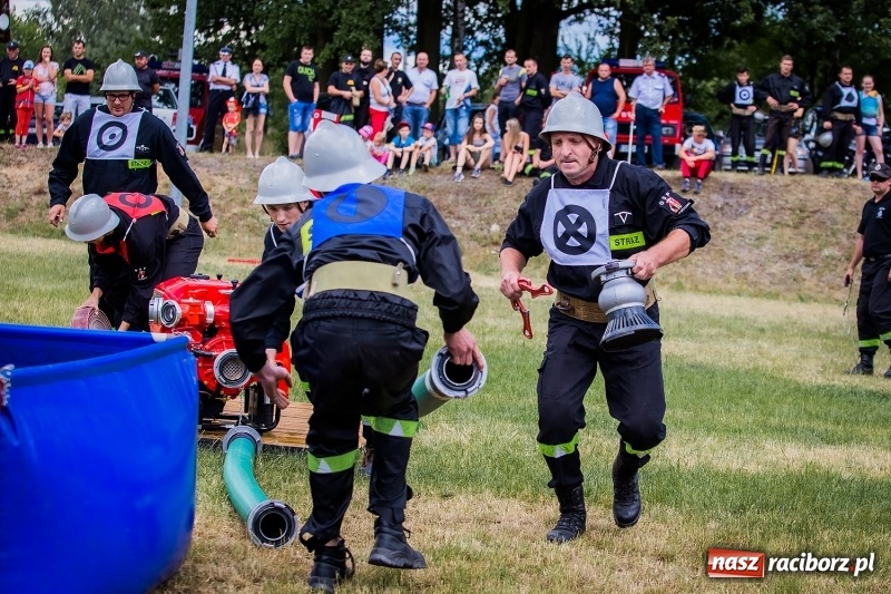 Zdjęcie w galerii na portalu naszraciborz.pl: Gminne zawody sportowo-pożarnicze w Jankowicach. OSP Turze zgarnęła wszystko wiadomości z regionu