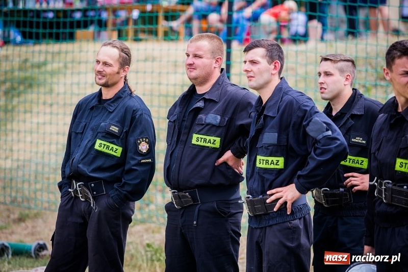 Zdjęcie w galerii na portalu naszraciborz.pl: Gminne zawody sportowo-pożarnicze w Jankowicach. OSP Turze zgarnęła wszystko wiadomości z regionu