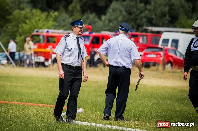 Zdjęcie w galerii na portalu naszraciborz.pl: Gminne zawody sportowo-pożarnicze w Jankowicach. OSP Turze zgarnęła wszystko wiadomości z regionu