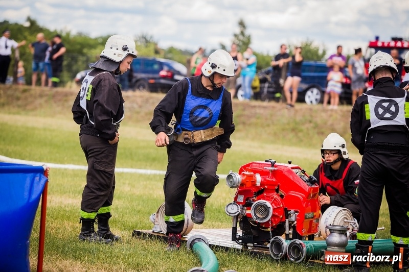 Zdjęcie w galerii na portalu naszraciborz.pl: Gminne zawody sportowo-pożarnicze w Jankowicach. OSP Turze zgarnęła wszystko wiadomości z regionu