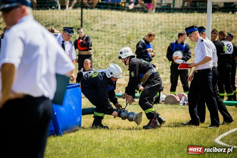 Zdjęcie w galerii na portalu naszraciborz.pl: Gminne zawody sportowo-pożarnicze w Jankowicach. OSP Turze zgarnęła wszystko wiadomości z regionu