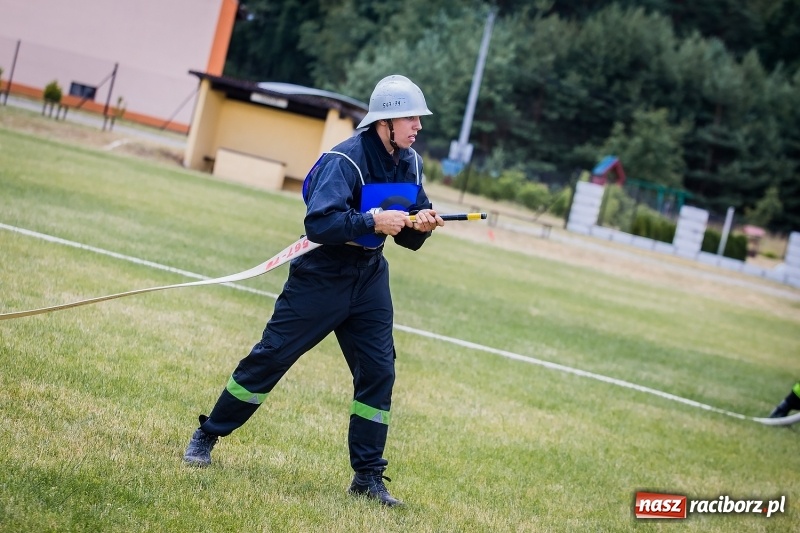 Zdjęcie w galerii na portalu naszraciborz.pl: Gminne zawody sportowo-pożarnicze w Jankowicach. OSP Turze zgarnęła wszystko wiadomości z regionu
