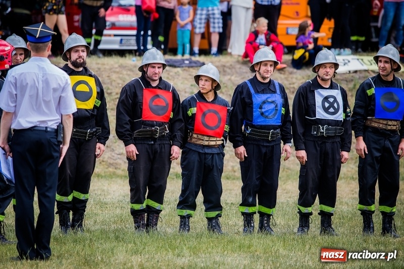 Zdjęcie w galerii na portalu naszraciborz.pl: Gminne zawody sportowo-pożarnicze w Jankowicach. OSP Turze zgarnęła wszystko wiadomości z regionu