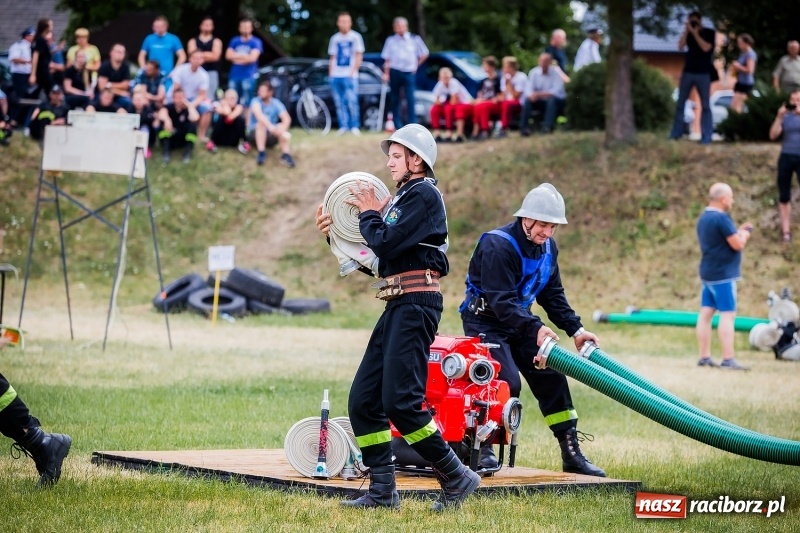 Zdjęcie w galerii na portalu naszraciborz.pl: Gminne zawody sportowo-pożarnicze w Jankowicach. OSP Turze zgarnęła wszystko wiadomości z regionu