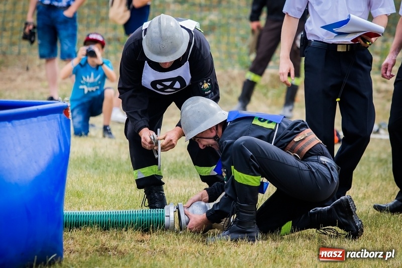 Zdjęcie w galerii na portalu naszraciborz.pl: Gminne zawody sportowo-pożarnicze w Jankowicach. OSP Turze zgarnęła wszystko wiadomości z regionu