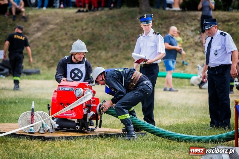 Zdjęcie w galerii na portalu naszraciborz.pl: Gminne zawody sportowo-pożarnicze w Jankowicach. OSP Turze zgarnęła wszystko wiadomości z regionu