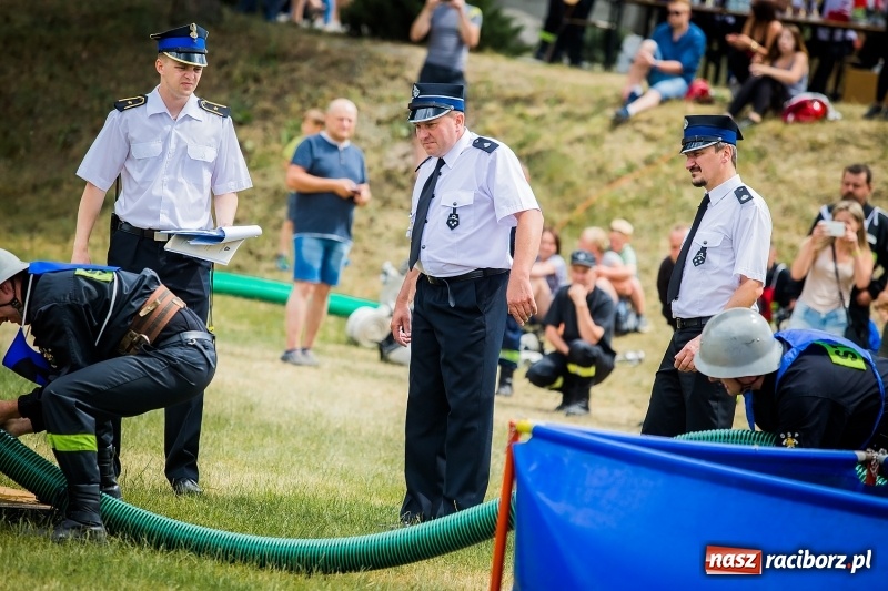 Zdjęcie w galerii na portalu naszraciborz.pl: Gminne zawody sportowo-pożarnicze w Jankowicach. OSP Turze zgarnęła wszystko wiadomości z regionu