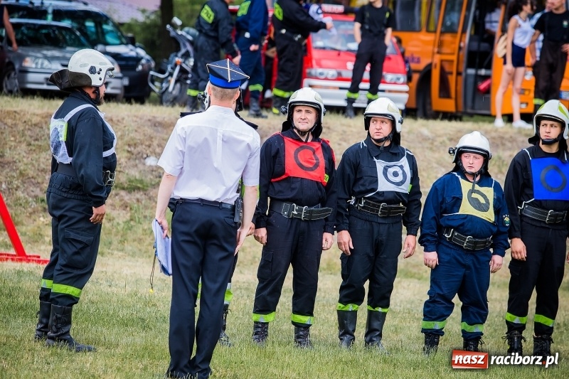 Zdjęcie w galerii na portalu naszraciborz.pl: Gminne zawody sportowo-pożarnicze w Jankowicach. OSP Turze zgarnęła wszystko wiadomości z regionu