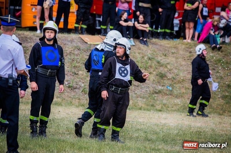 Zdjęcie w galerii na portalu naszraciborz.pl: Gminne zawody sportowo-pożarnicze w Jankowicach. OSP Turze zgarnęła wszystko wiadomości z regionu