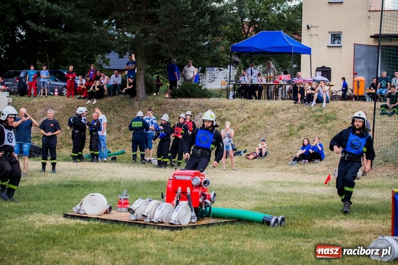 Zdjęcie w galerii na portalu naszraciborz.pl: Gminne zawody sportowo-pożarnicze w Jankowicach. OSP Turze zgarnęła wszystko wiadomości z regionu